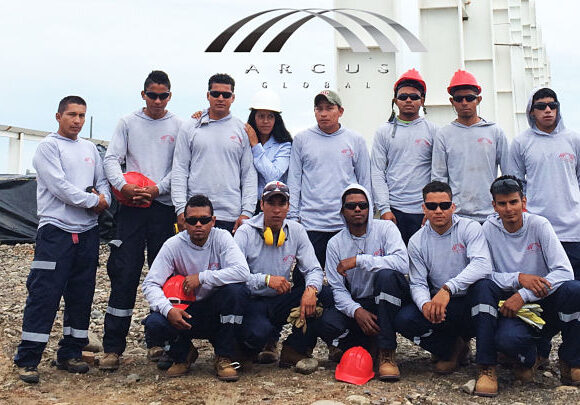¿Quienes Somos? | Arcus Global expertos en arcotechos